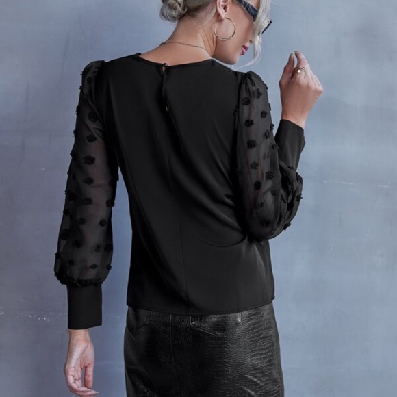 Black Swiss Dot Sheer Sleeve Chic Blouse Work Minimalist - Picture 6 of 7